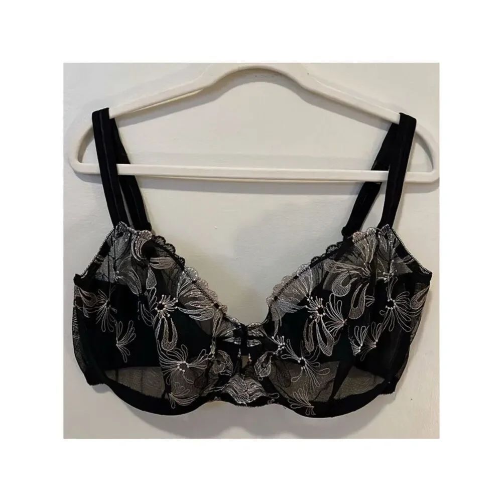 Paramour bra size 42H black mesh with peach and white floral lace